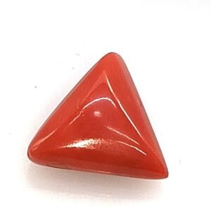 Natural Red Coral Triangular Shape (लाल त्रिकोणीय मूंगा)